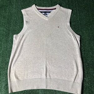 Tommy Hilfiger Men's Light Gray V-Neck Sweater Vest
